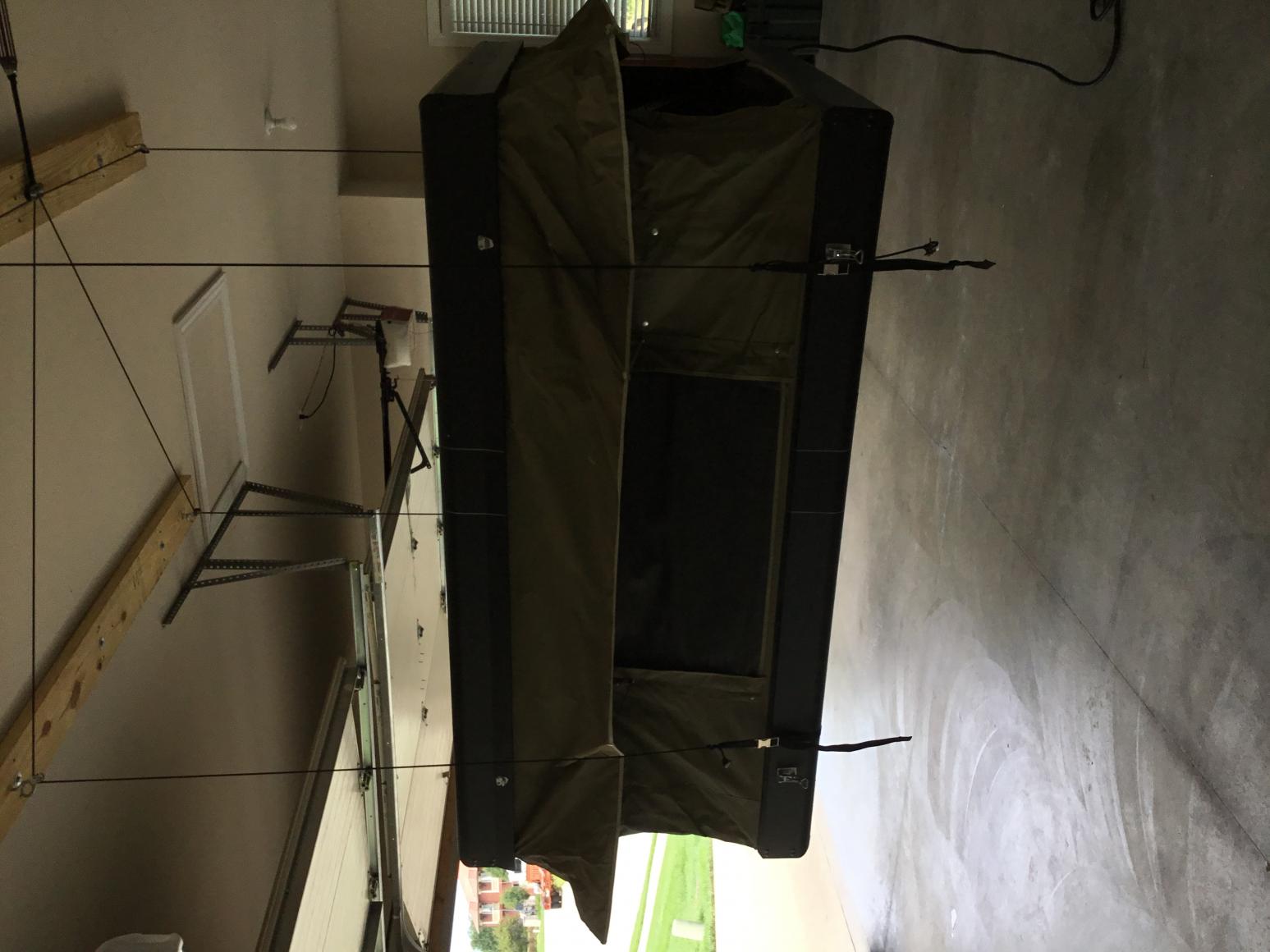 SOLD -  Bundutop Rooftop Tent | IL | ,400-ac920a73-0856-4f25-8c83-41ffce201579-jpg